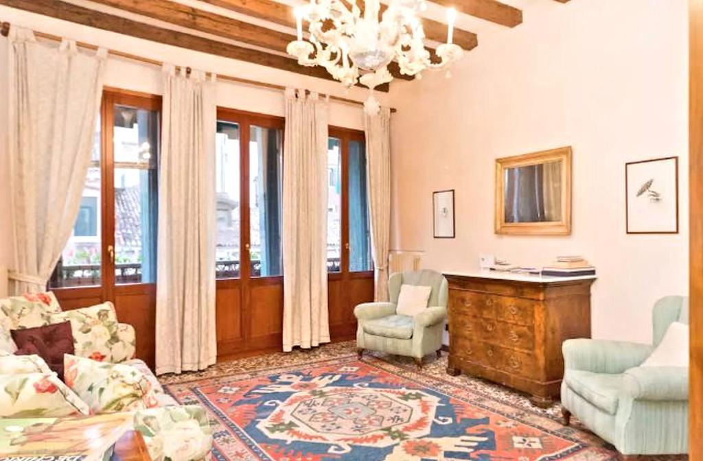 Biennale Apt Balcony Apartment Венеция Екстериор снимка