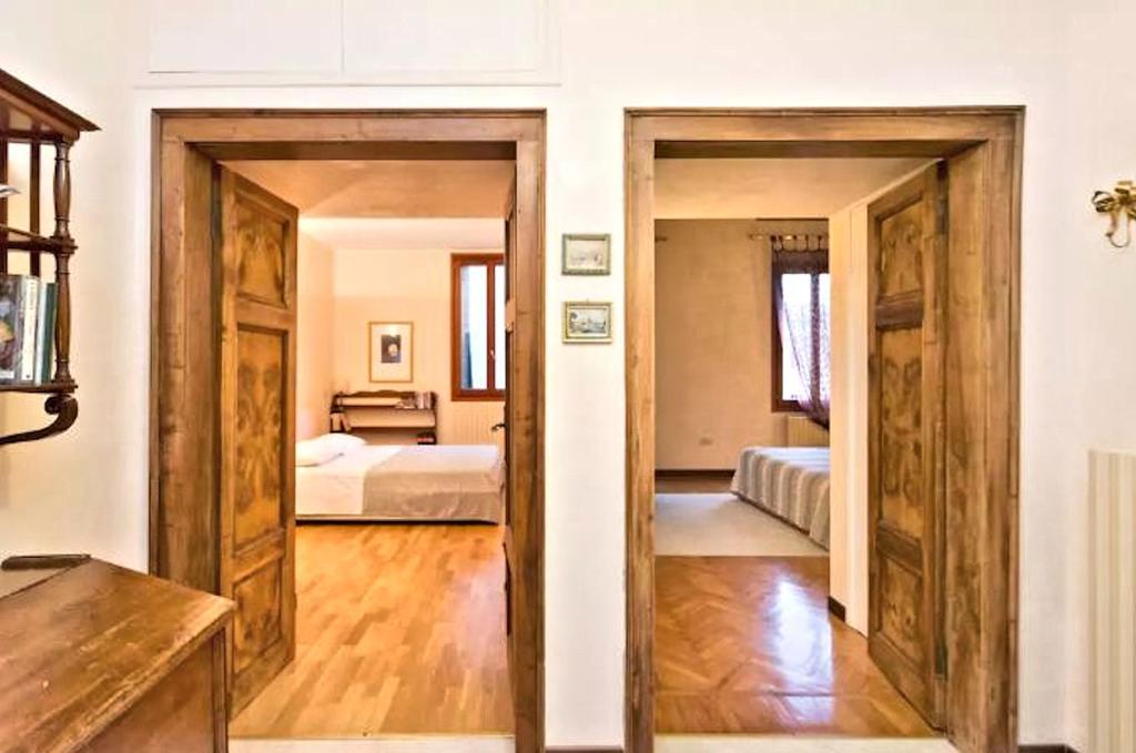 Biennale Apt Balcony Apartment Венеция Екстериор снимка
