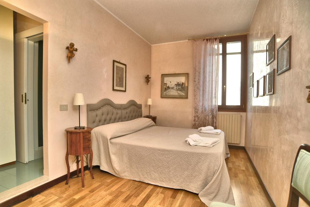 Biennale Apt Balcony Apartment Венеция Екстериор снимка